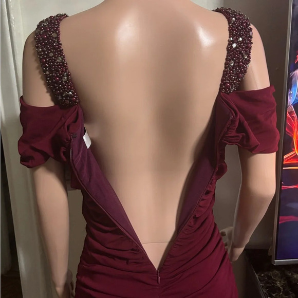 BADGLEY MISHKA Wine Red Rutched Bodycon Dress - Picture 8 of 14